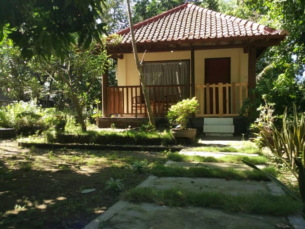 Pondok Wisata Gili Lampu Labuhan Pandan Dış mekan fotoğraf